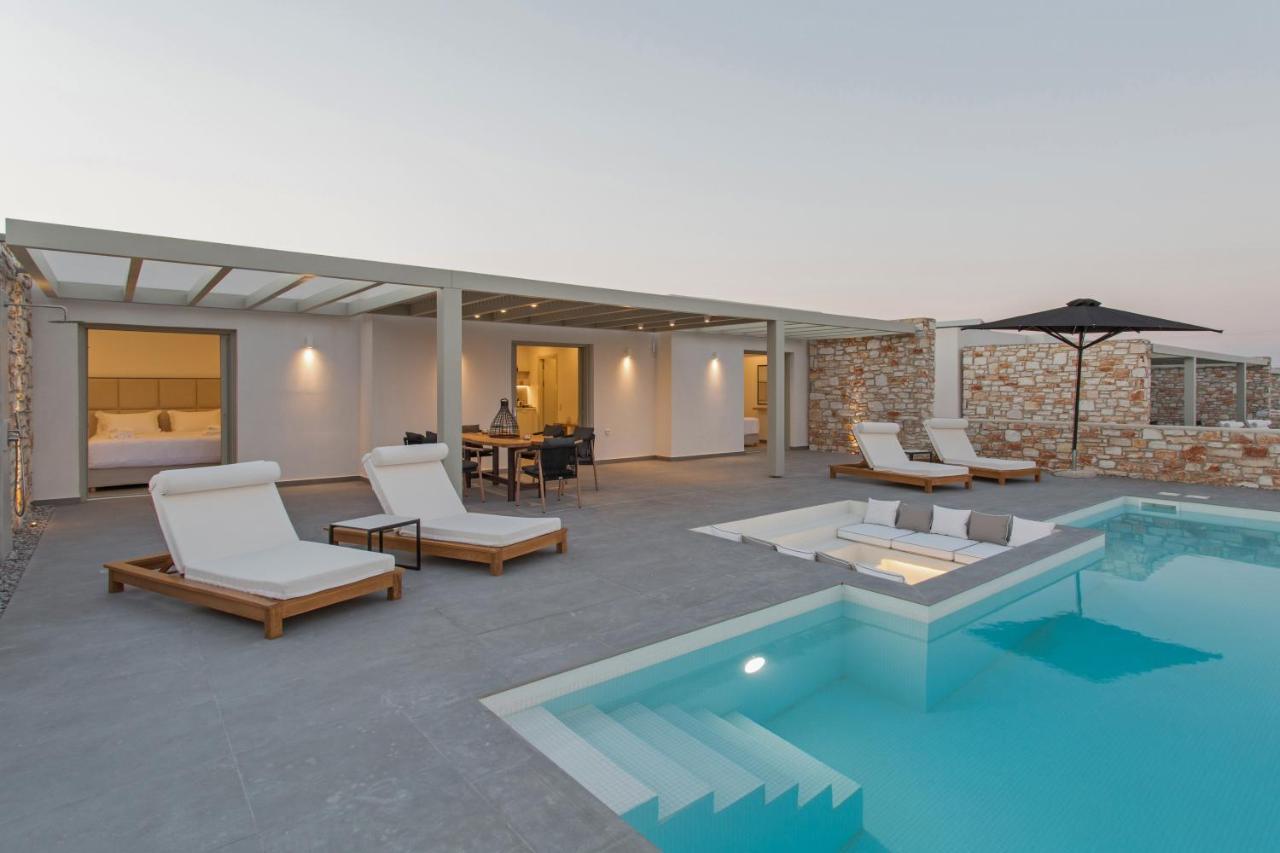 T7 Luxury Villas Paros Exterior photo