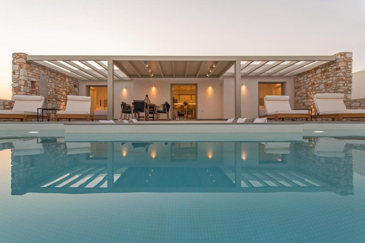 T7 Luxury Villas Paros Exterior photo
