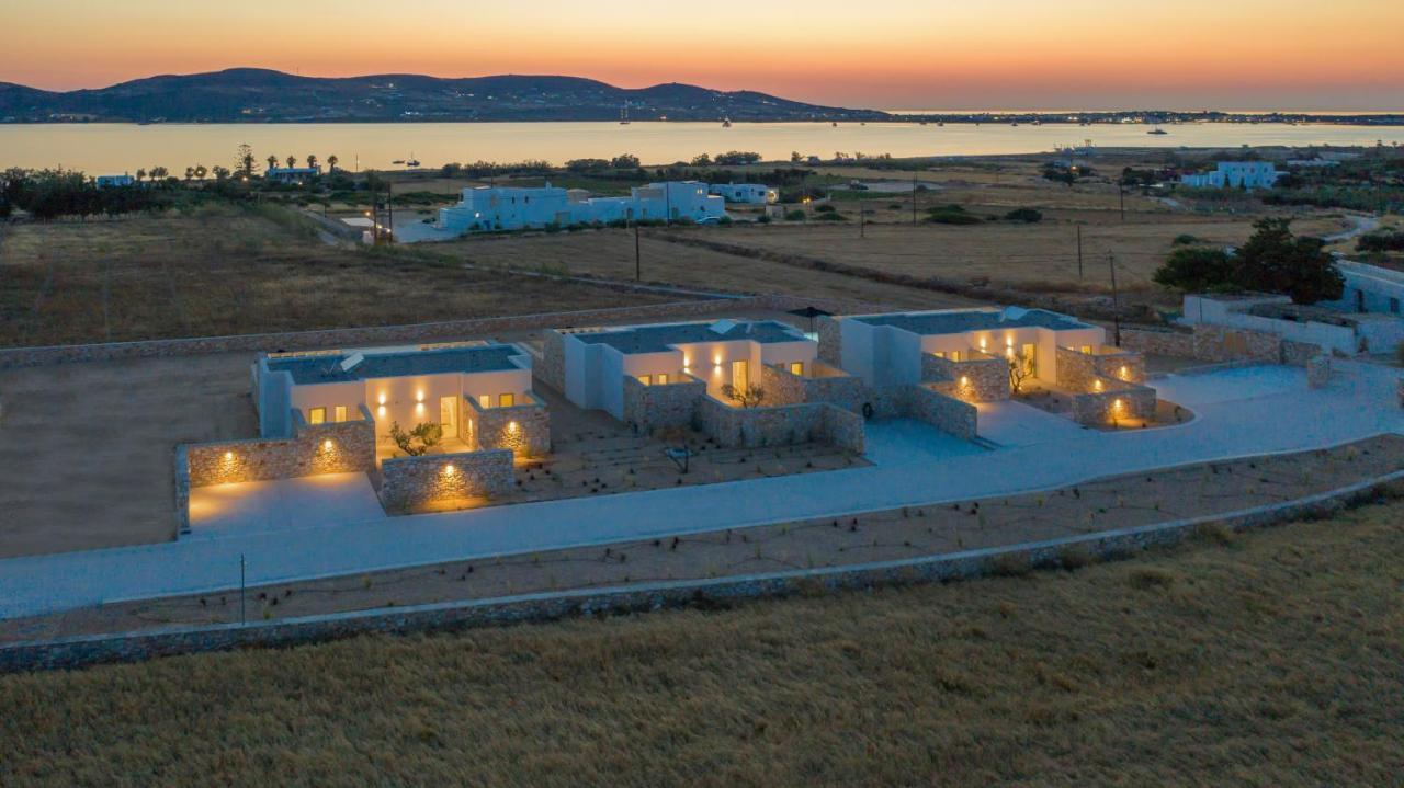T7 Luxury Villas Paros Exterior photo