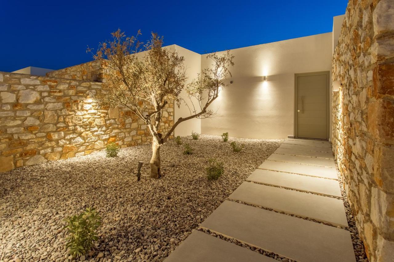 T7 Luxury Villas Paros Exterior photo