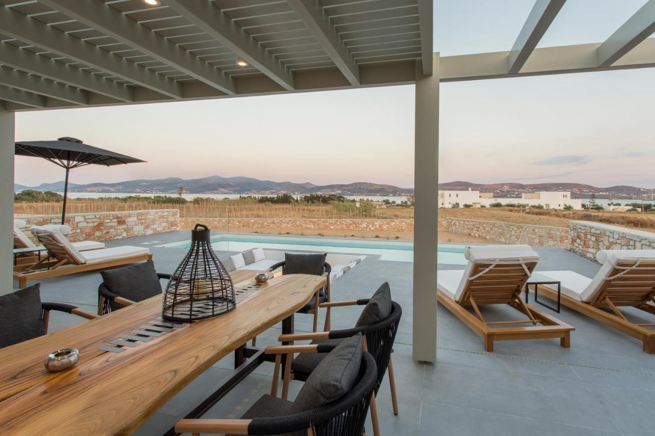 T7 Luxury Villas Paros Exterior photo