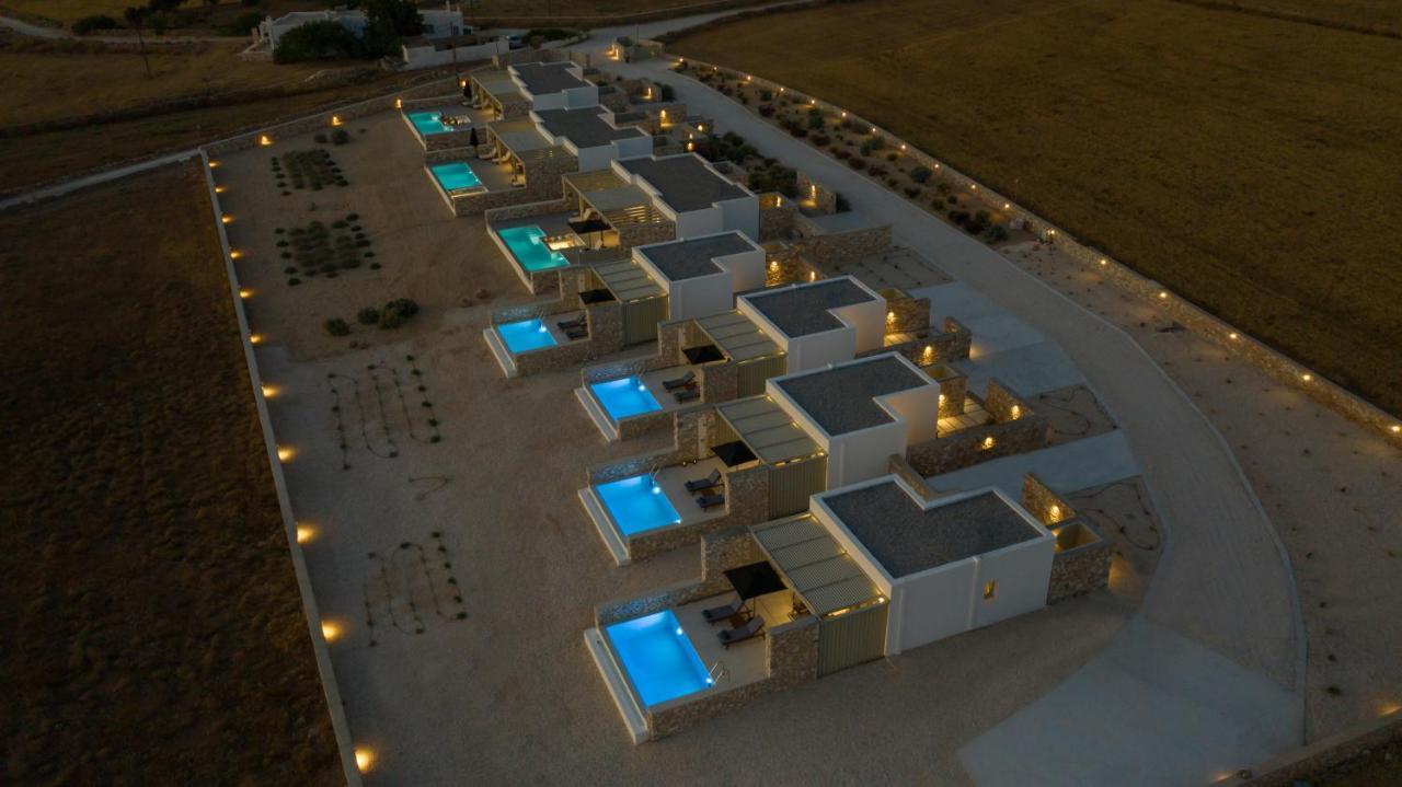 T7 Luxury Villas Paros Exterior photo